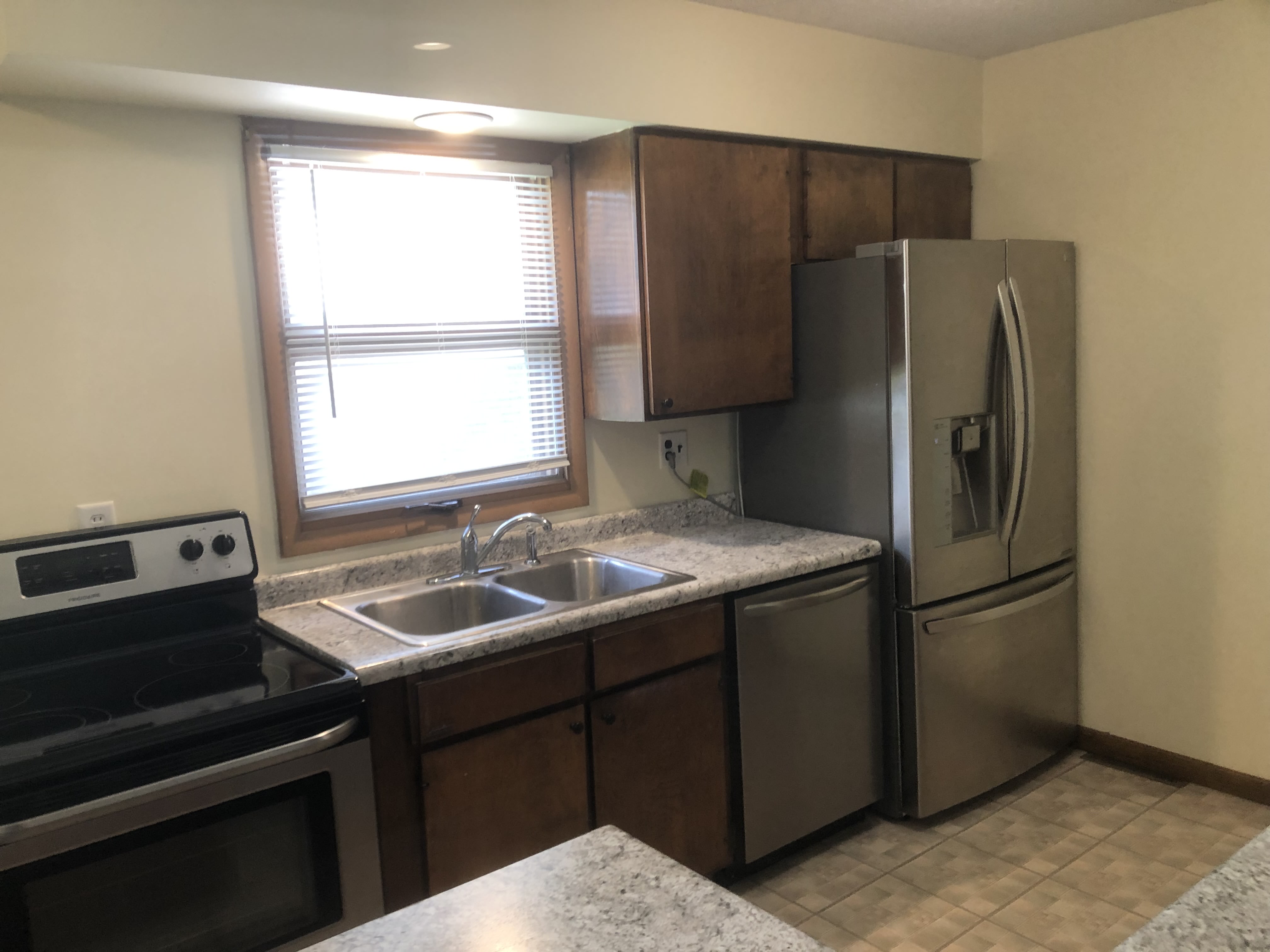2614 19th Avenue North – photo 3