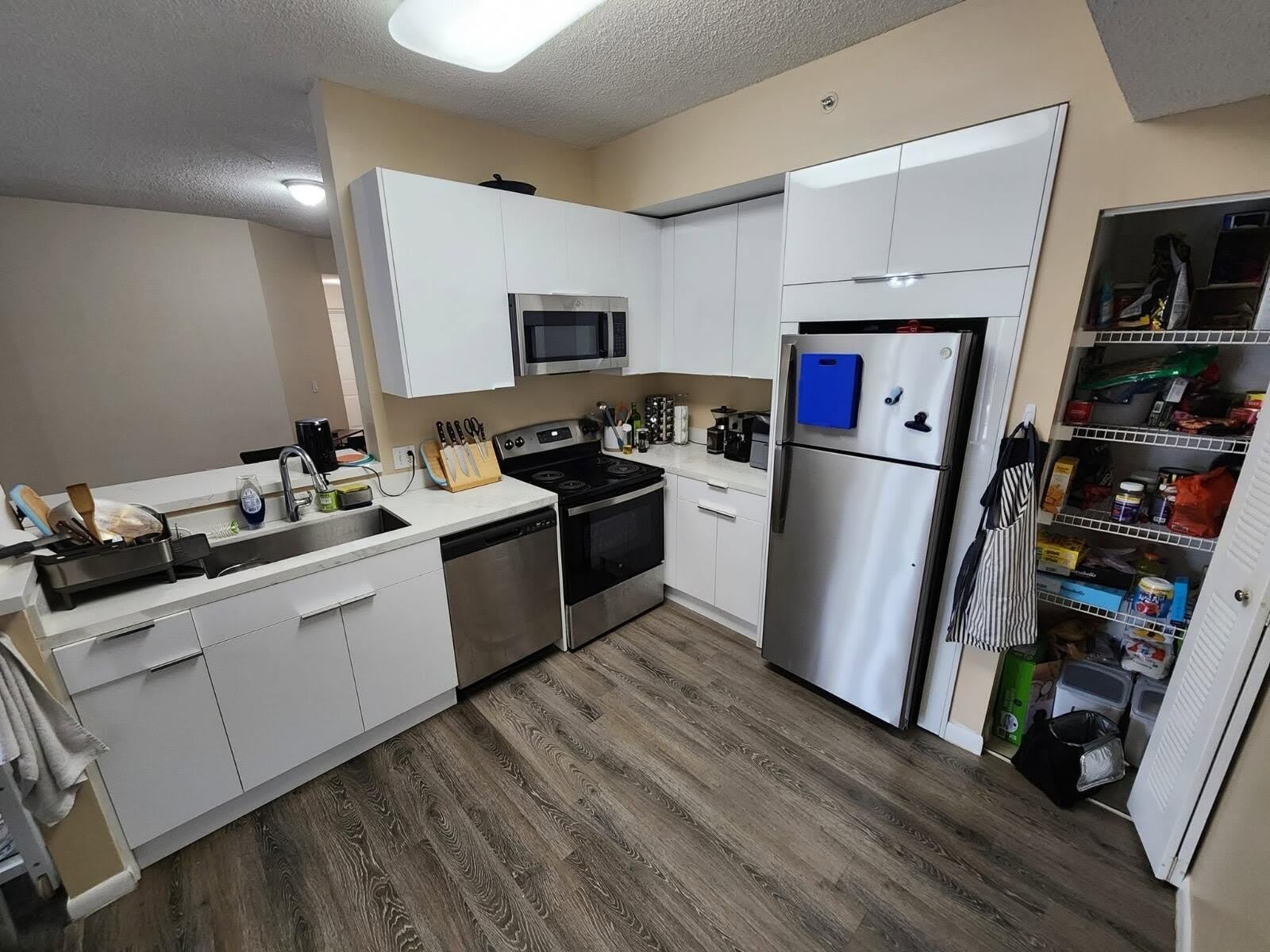 6976 SW 39th Street – photo 3