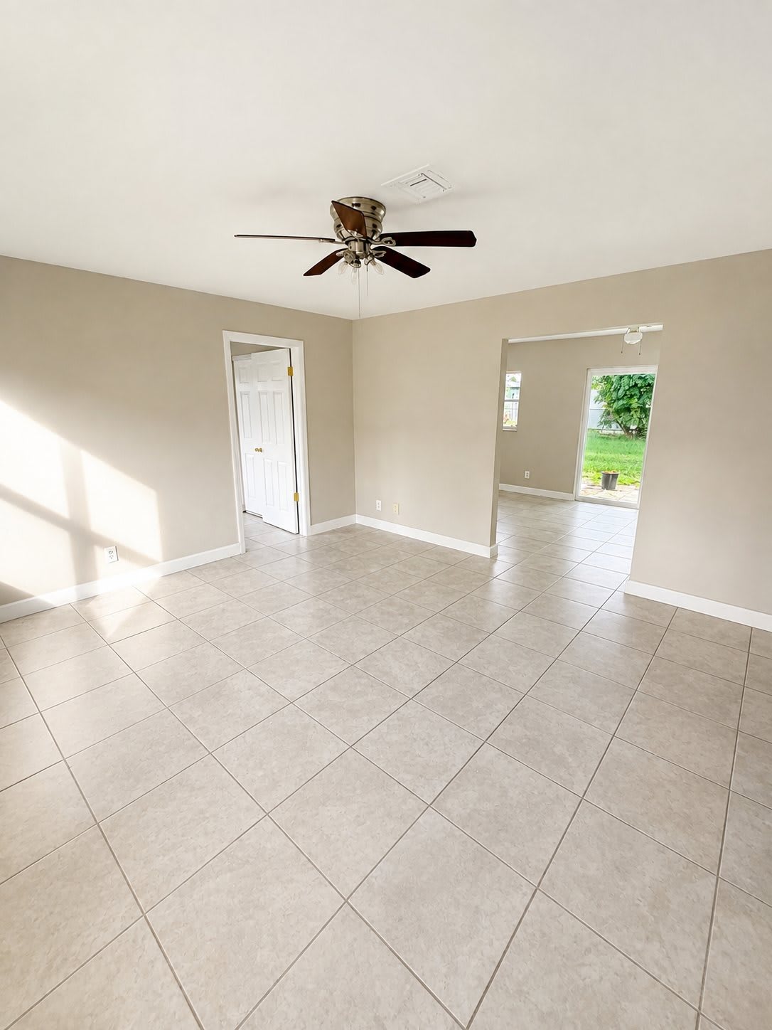 1776 N Meador Ct – photo 2