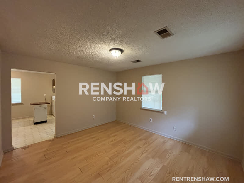 3257 Garver Rd – photo 2