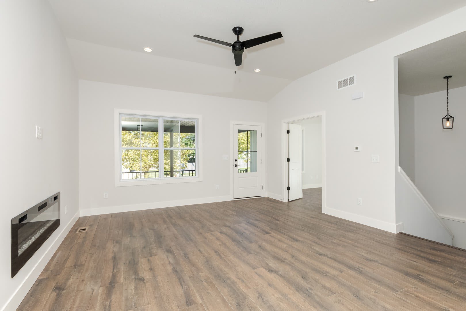 1613 Belclare Road – photo 4