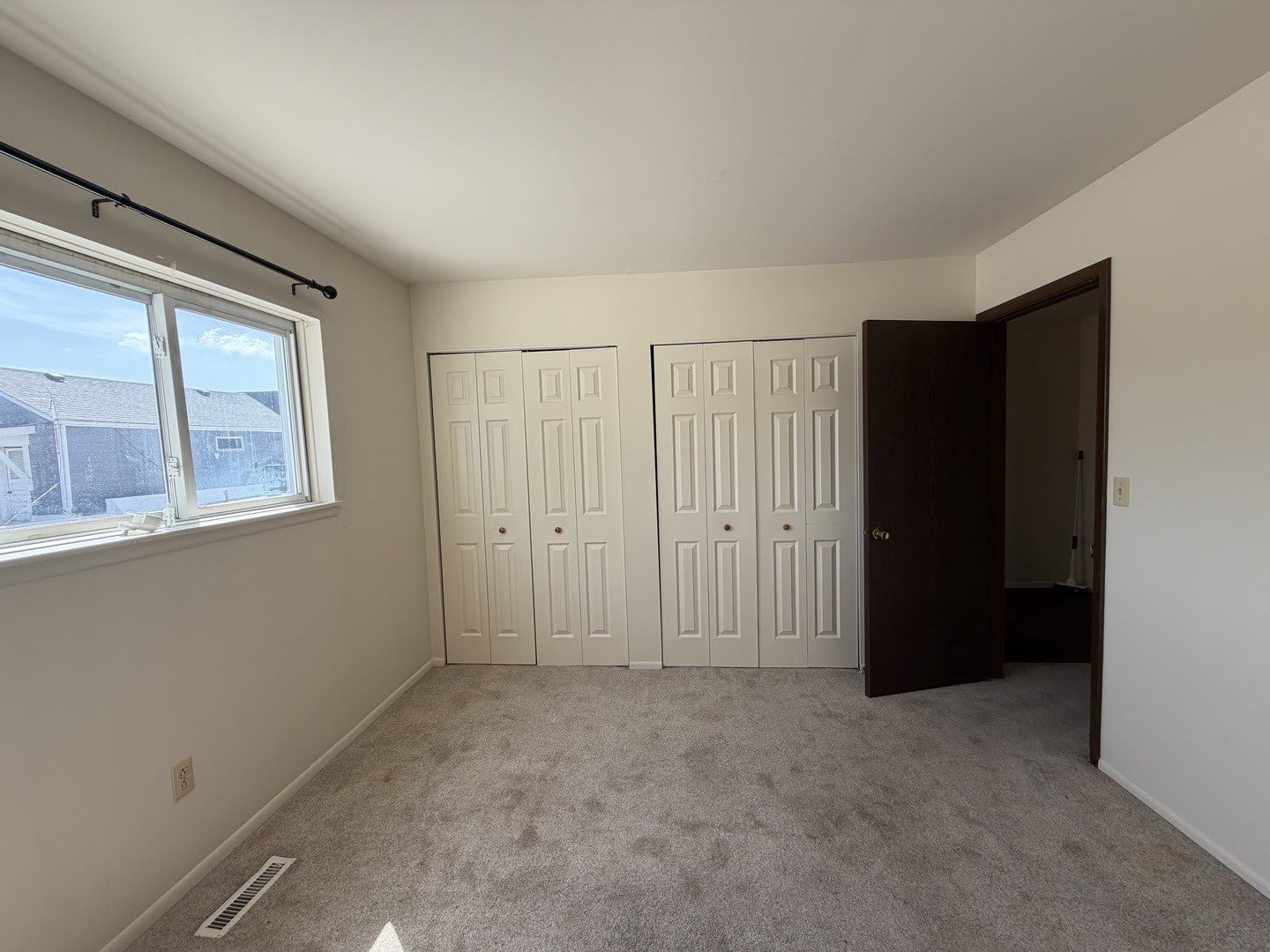 56 1 2 Main Street – photo 3