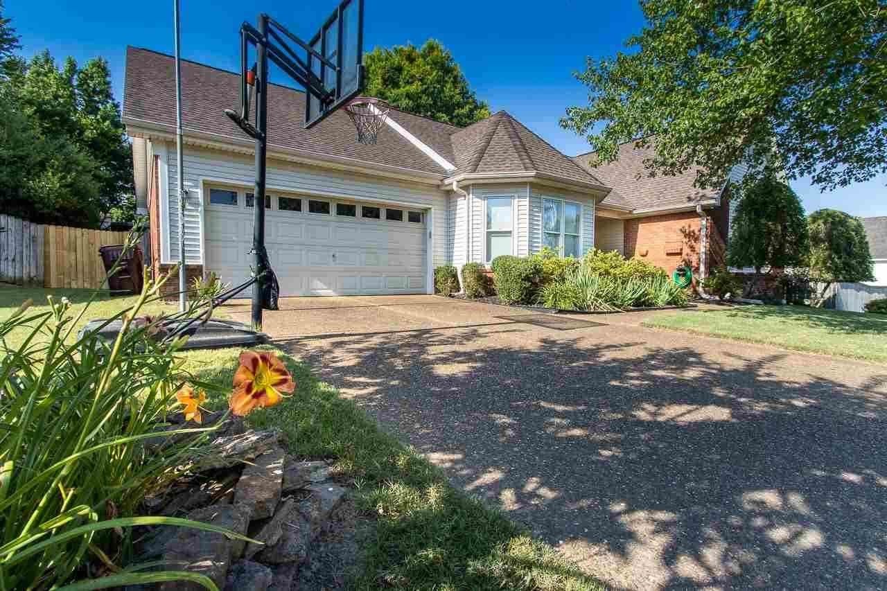 545 WILKES Cv – photo 2