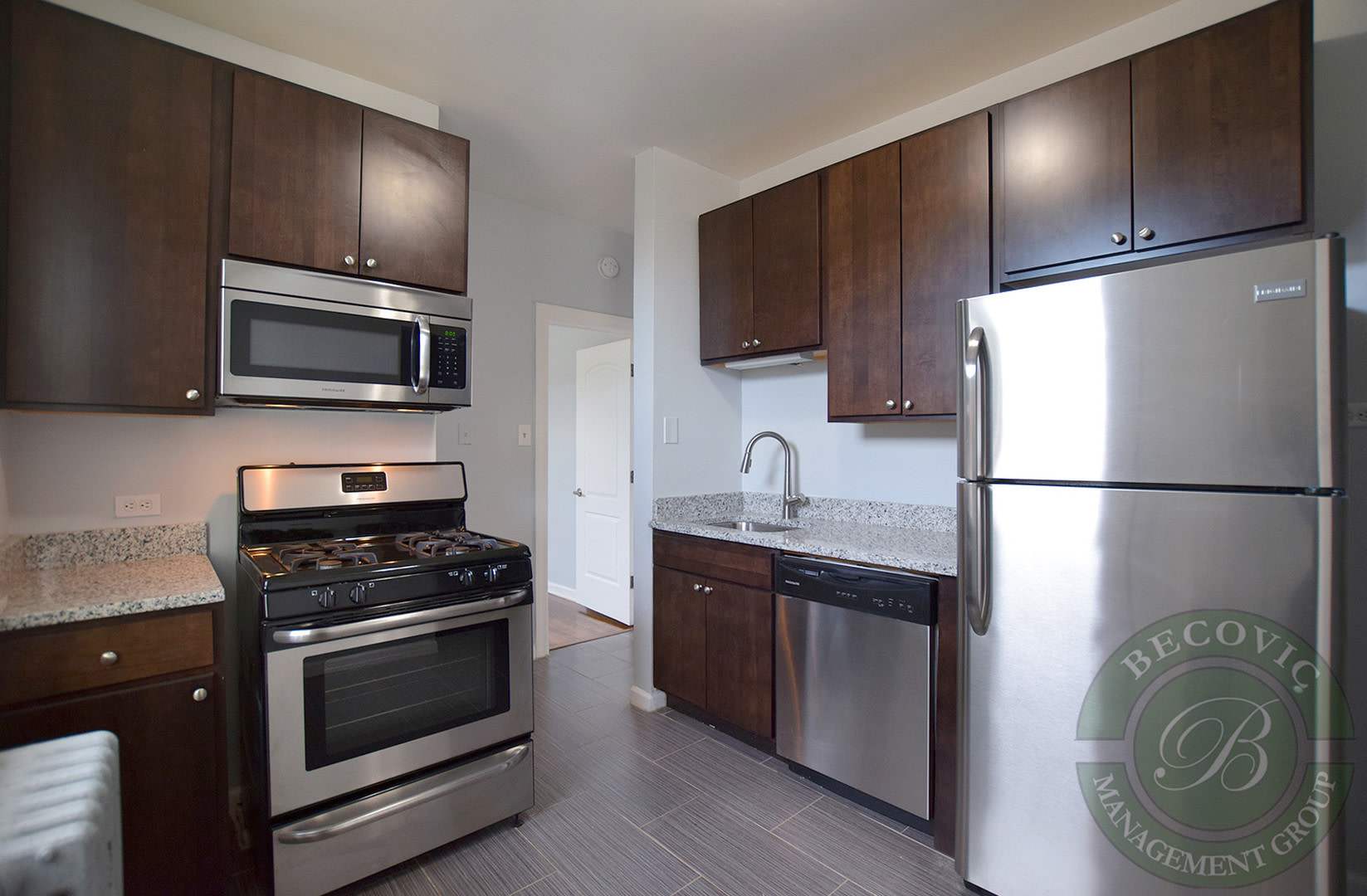 1724 W Juneway Terrace – photo 5