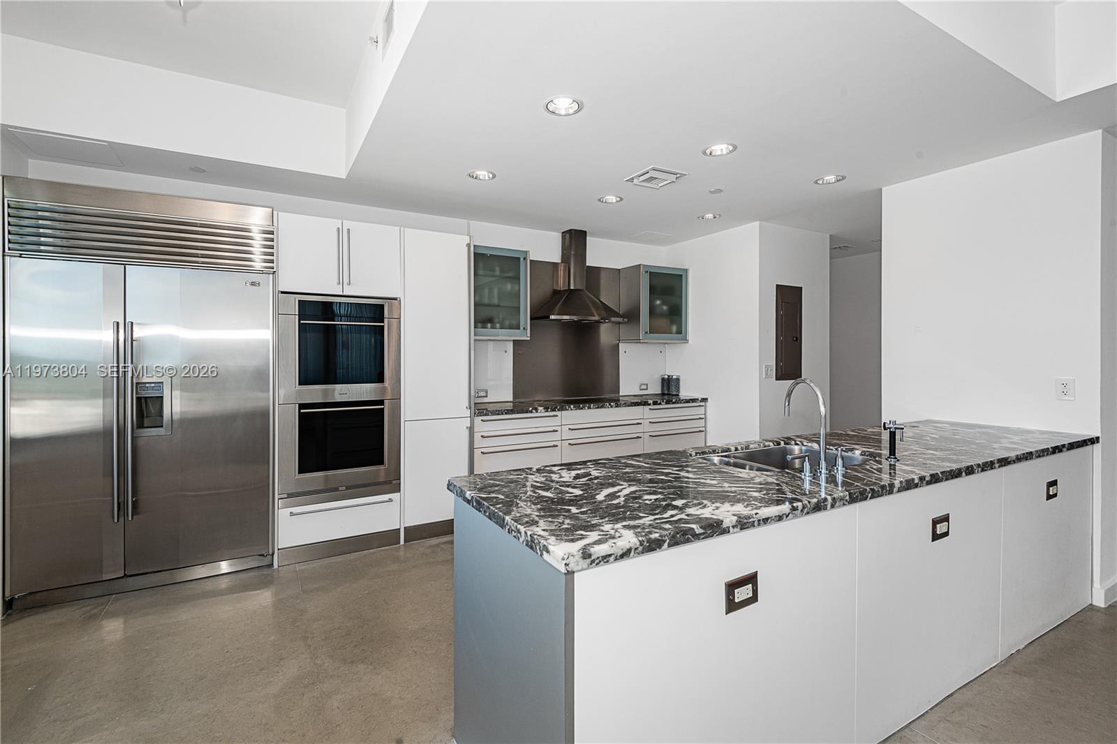6101 Aqua Avenue – photo 2