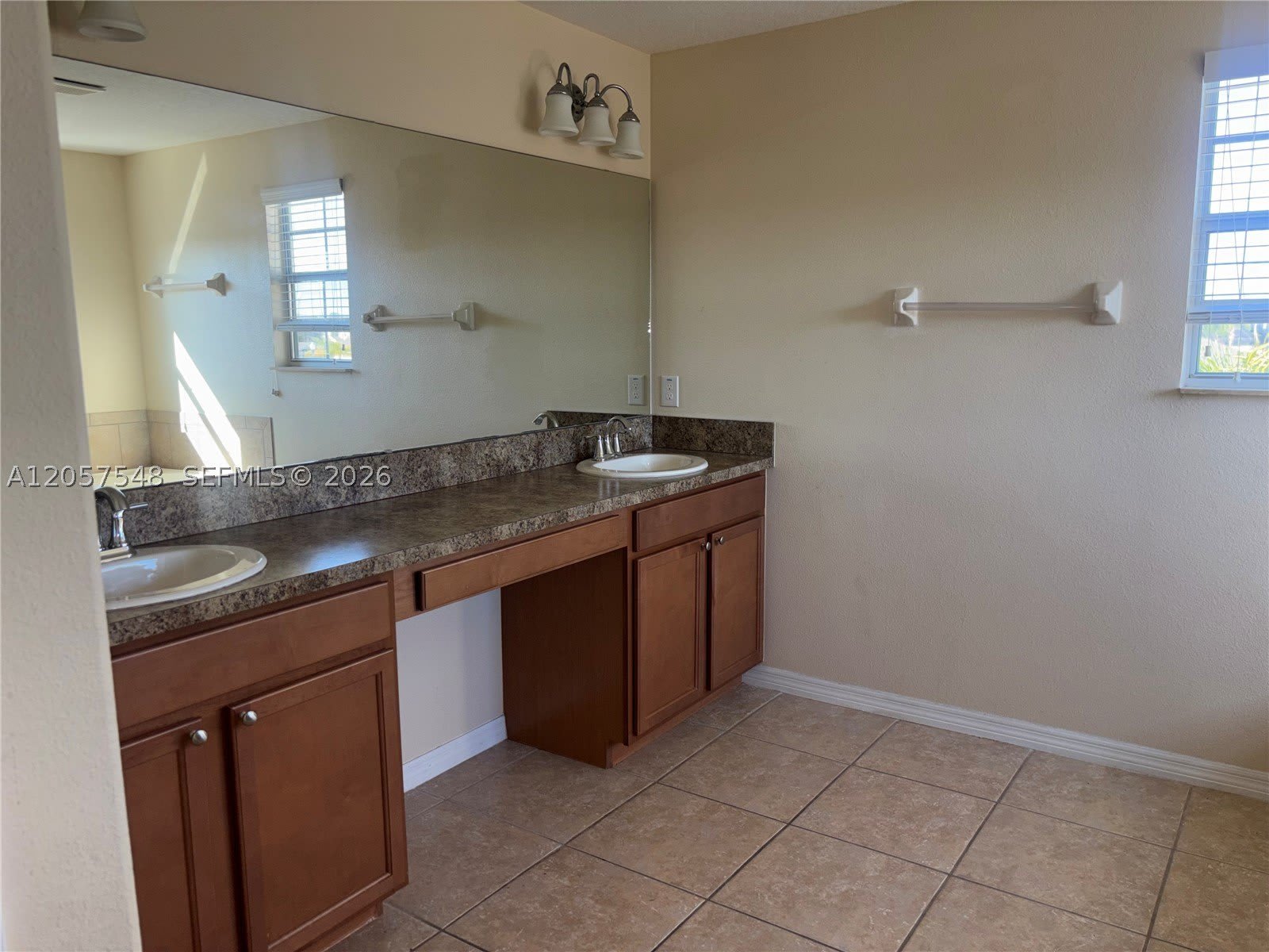 2579 Carrickton Circle – photo 5