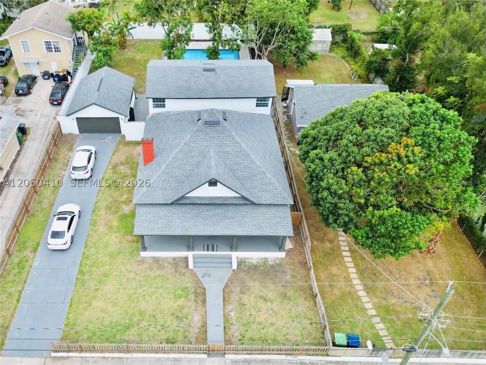 1017 E 19 AVE – photo 4