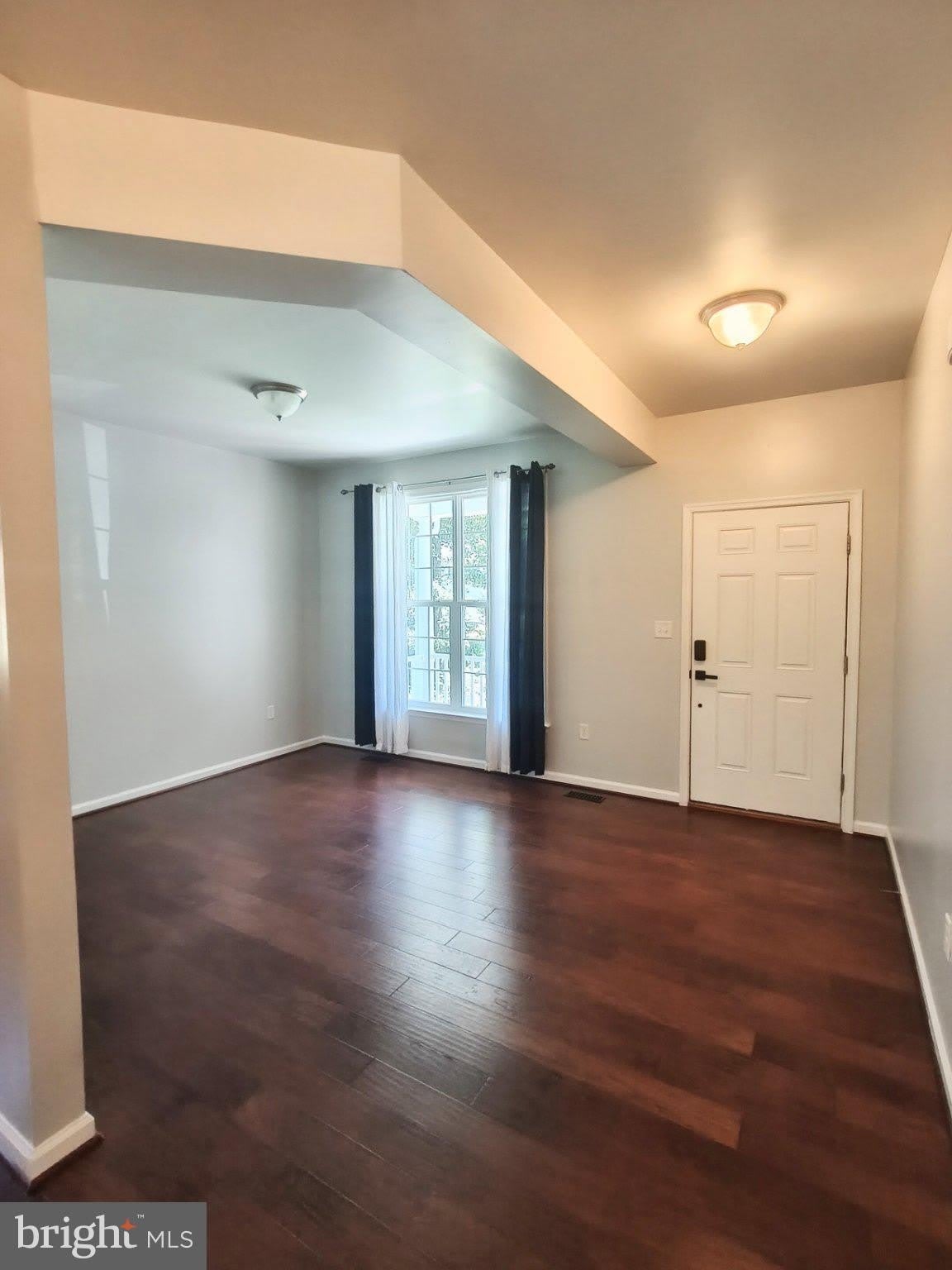 2913 LAKEVIEW Parkway – photo 5