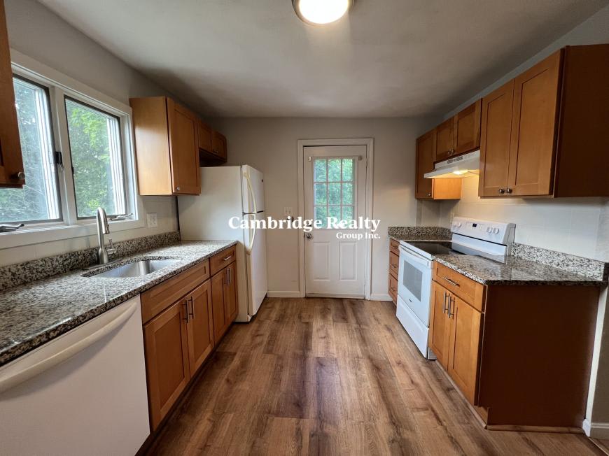 143 Washington Cir. – photo 1
