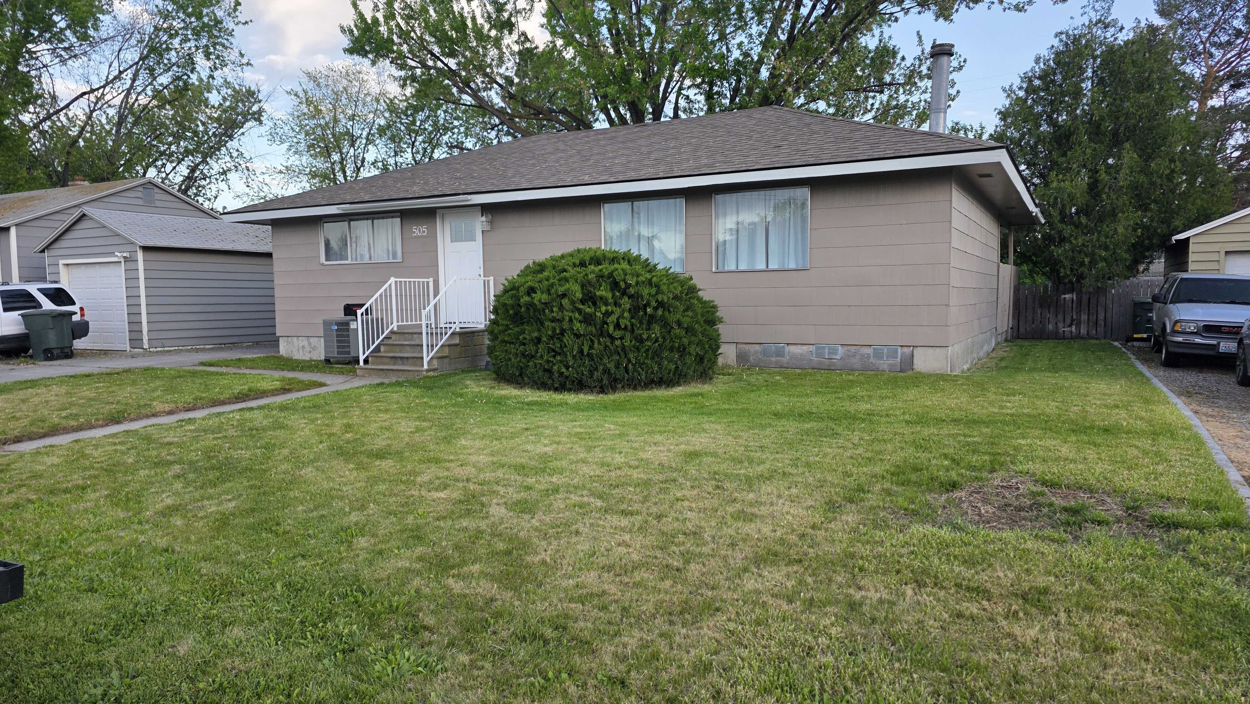 505 Newcomer Street – photo 2