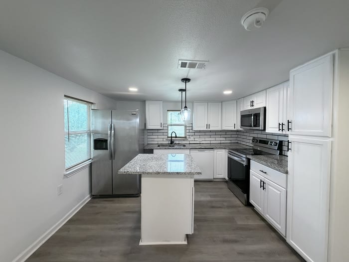 914 Locust Street – photo 2