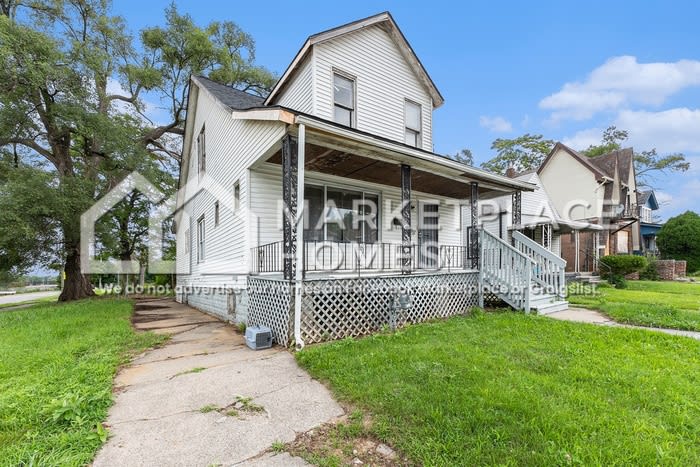 15457 Cloverlawn Ave – photo 2