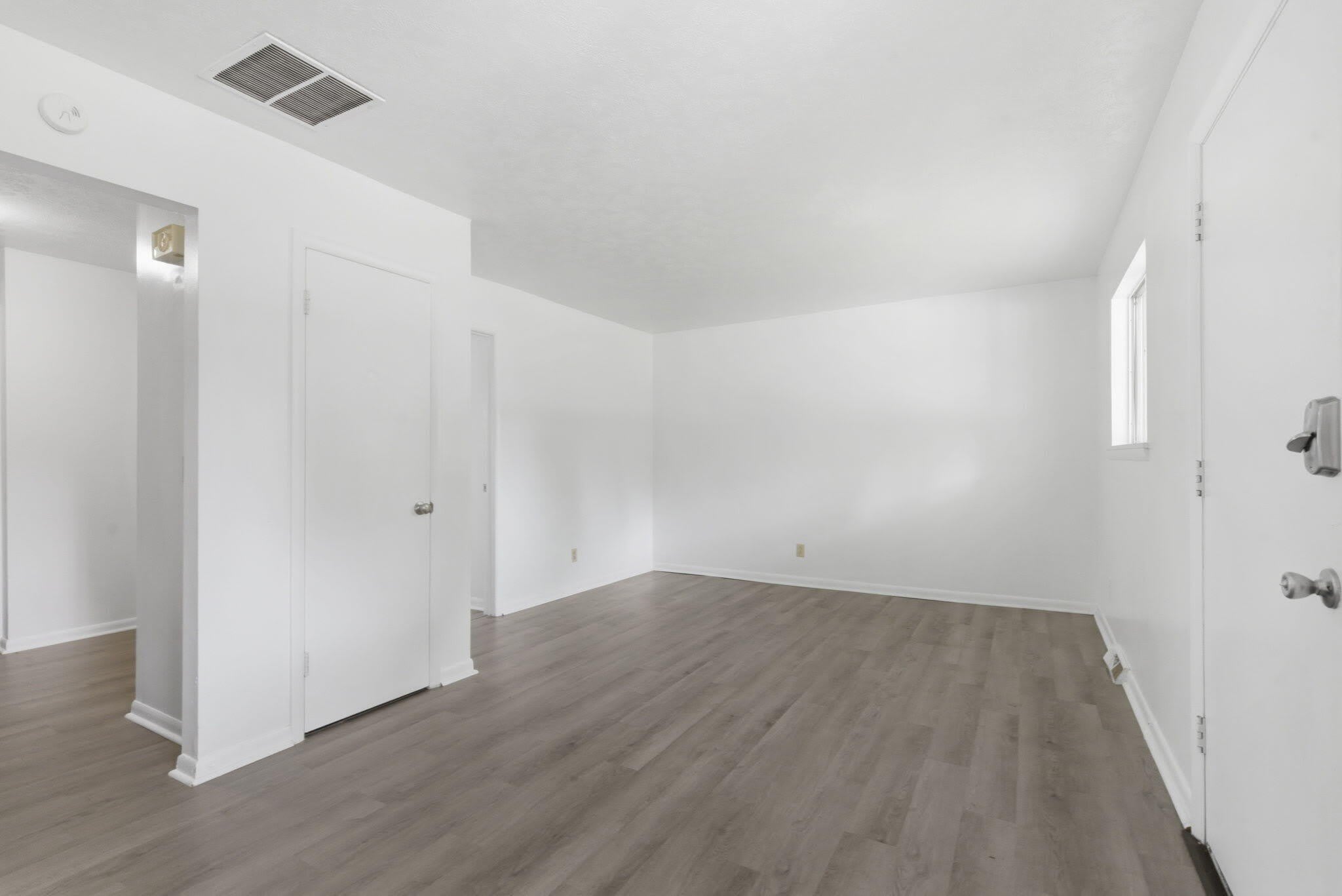 1017 W Washita Street – photo 4