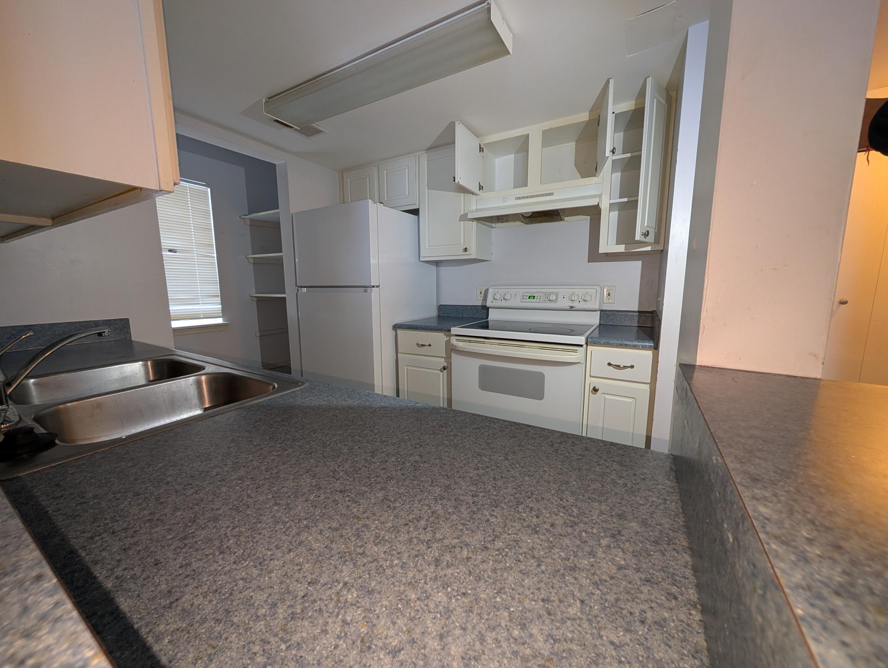 849 Brandon Avenue – photo 2
