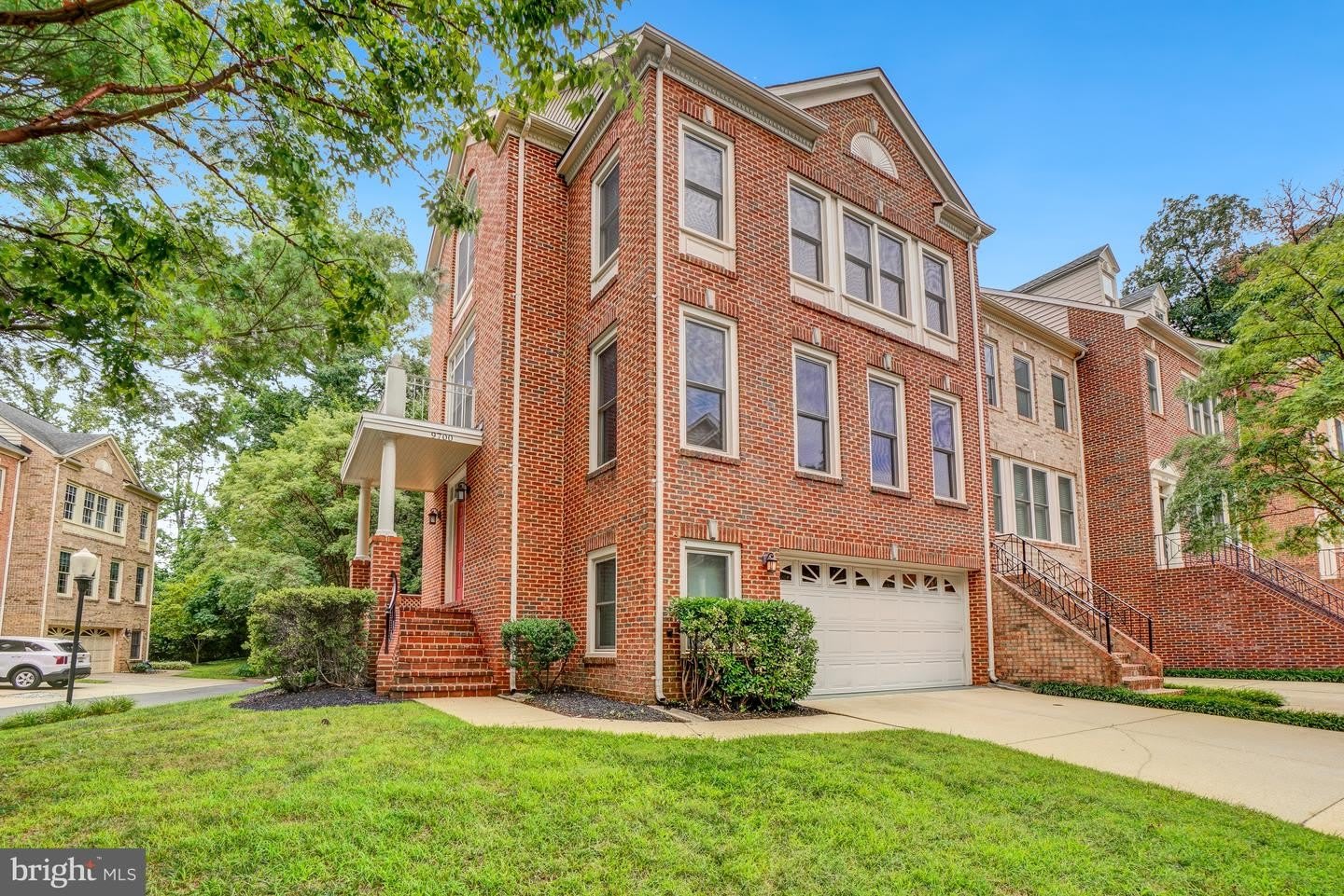 9700 WHITLEY PARK PL #TH-19 – photo 2
