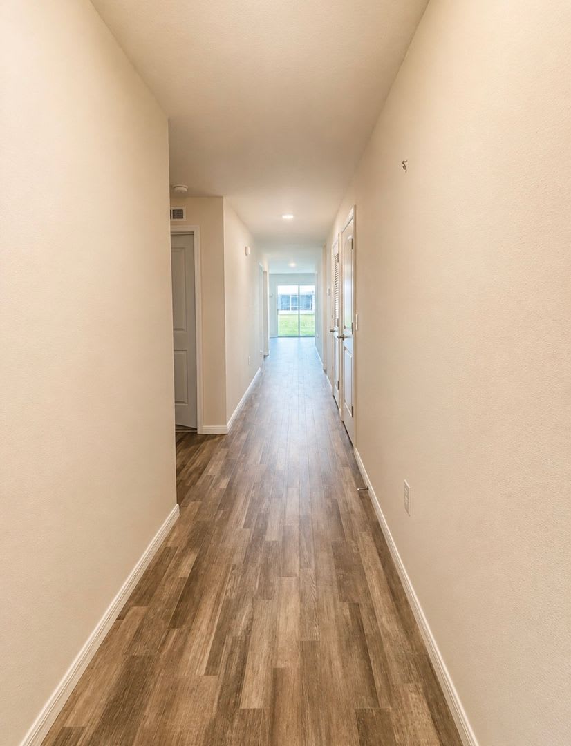 Spacious 4-Bedroom Home for Rent in Palm Bay! – photo 2