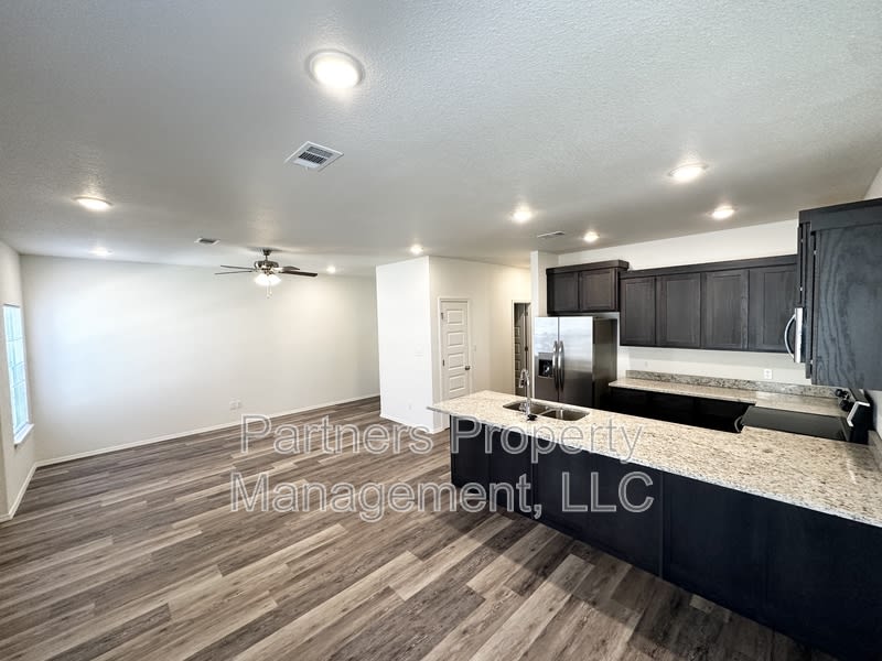928 South Amarillo Avenue – photo 3