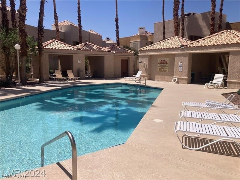 6885 Tamarus Street – photo 1