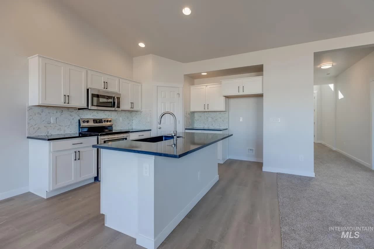 4382 West Sunny Cove Street – photo 5