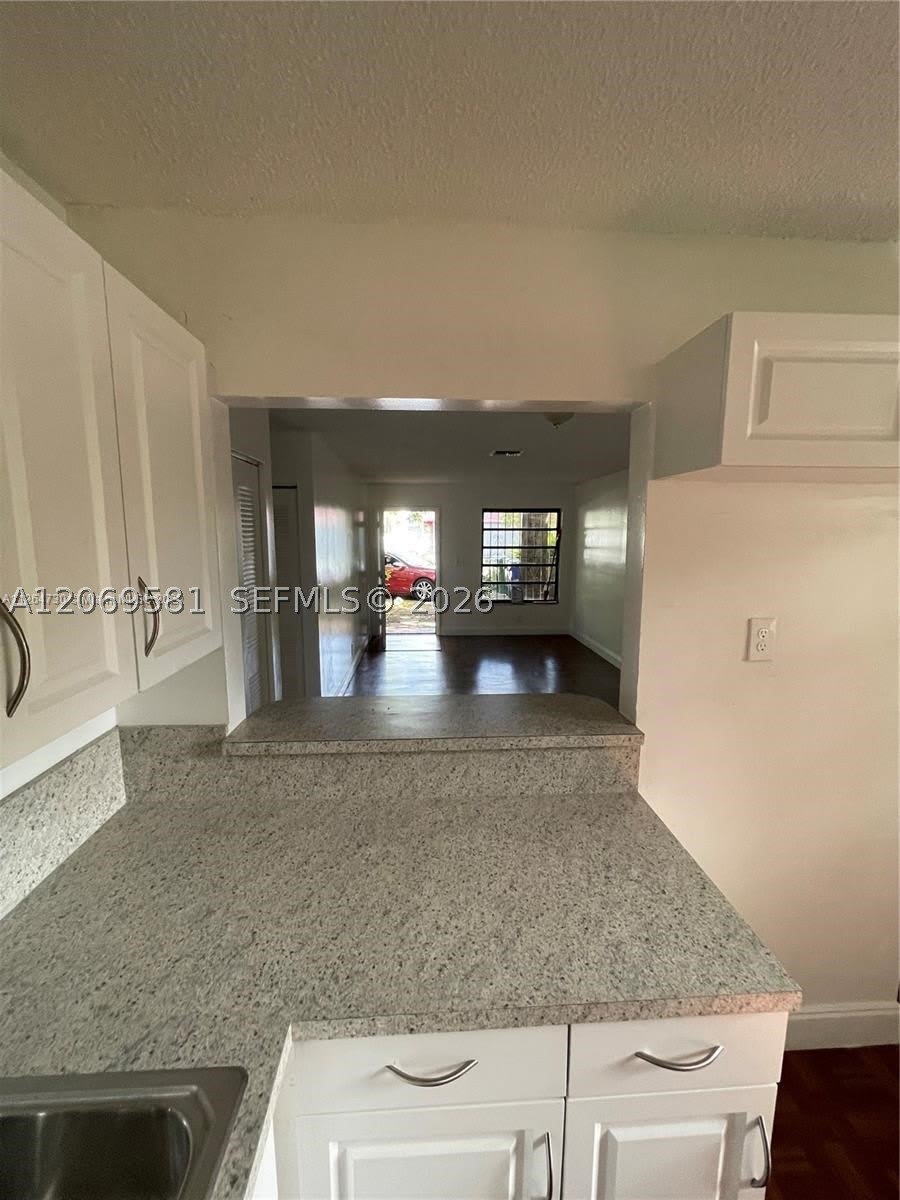 3677 Florida Ave – photo 5