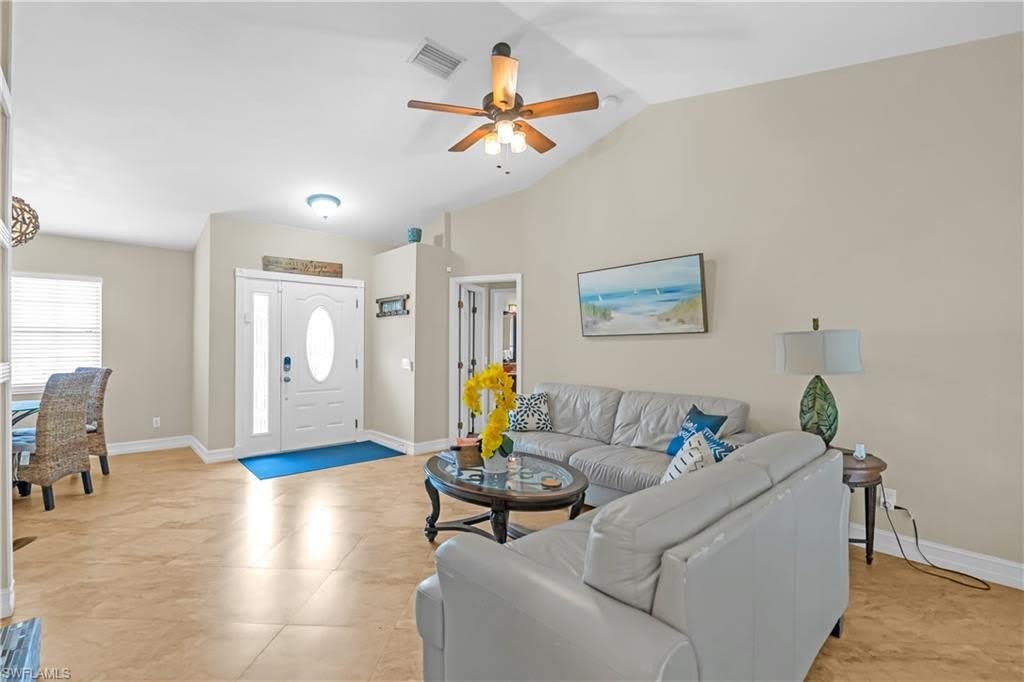 2281 16Th St Ne – photo 4