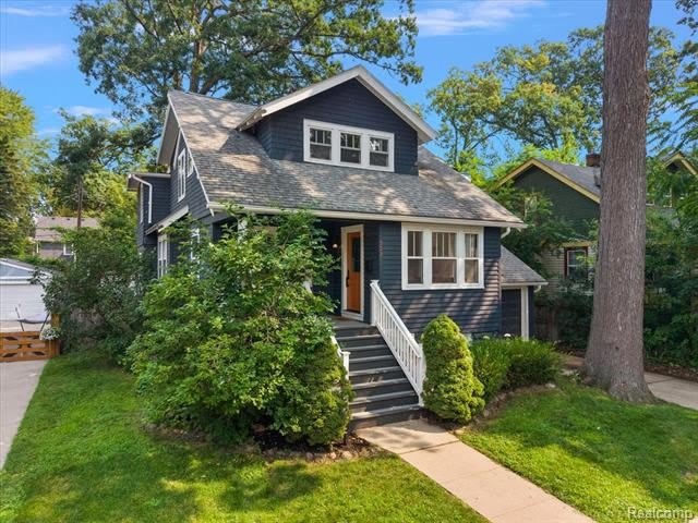 529 Hawthorn Avenue – photo 3