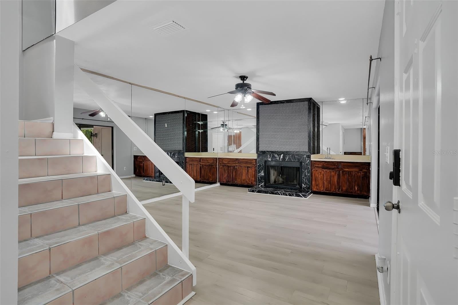 15217 W POND WOODS Drive – photo 3