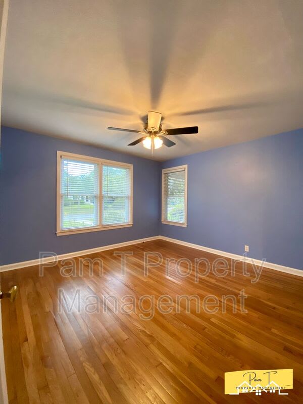 304 Columbus Dr – photo 5