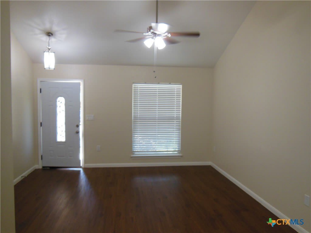 1619 Sunspur Drive – photo 2