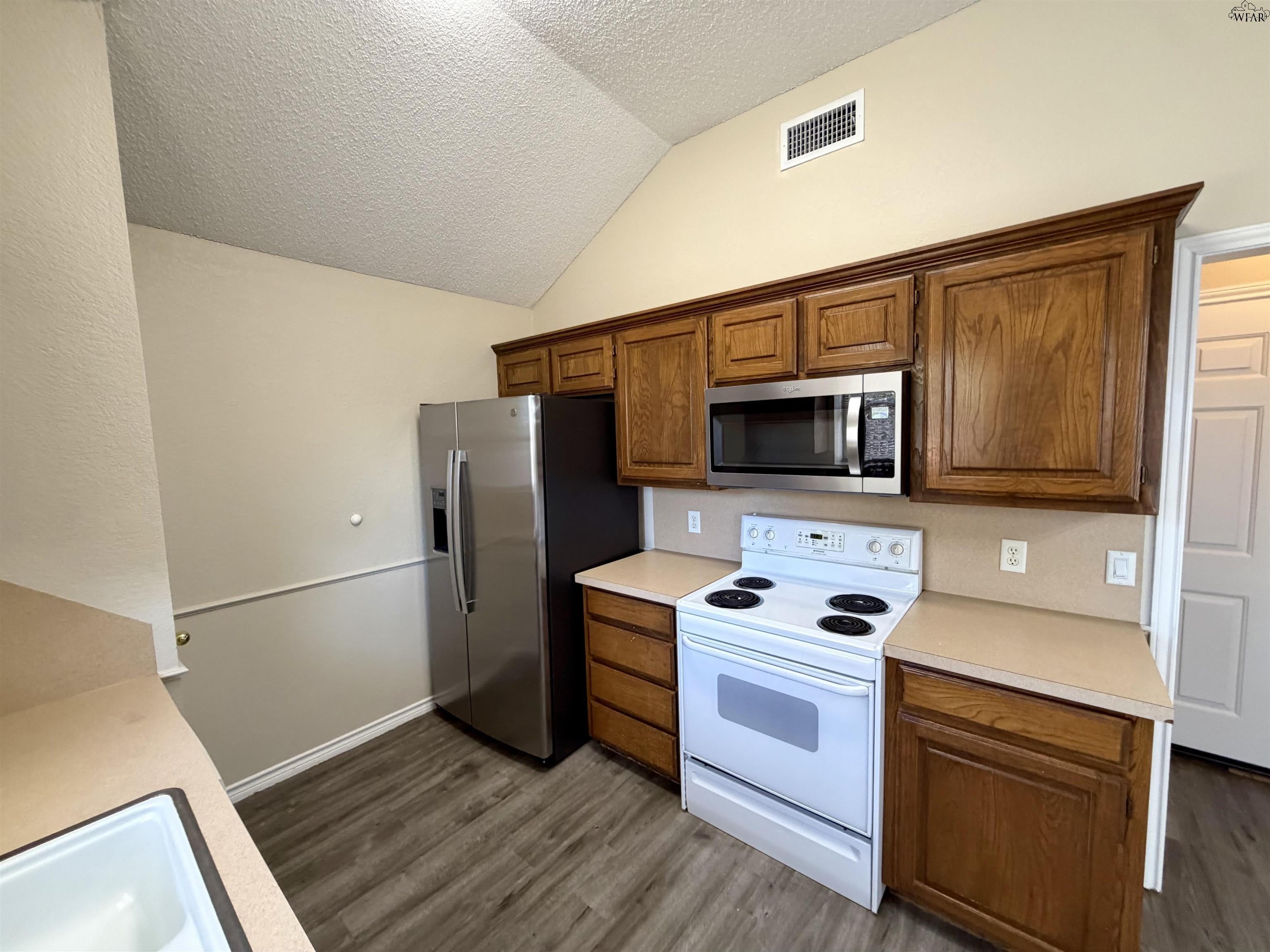408 HORSESHOE LANE – photo 5
