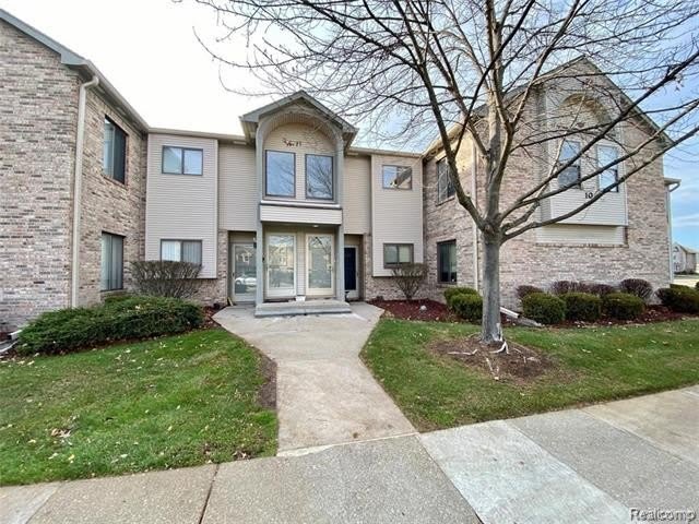 42715 LILLEY POINTE Drive – photo 1