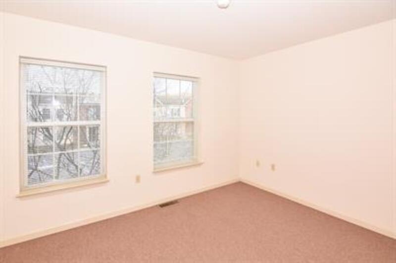1001 Hot Point Commons – photo 2