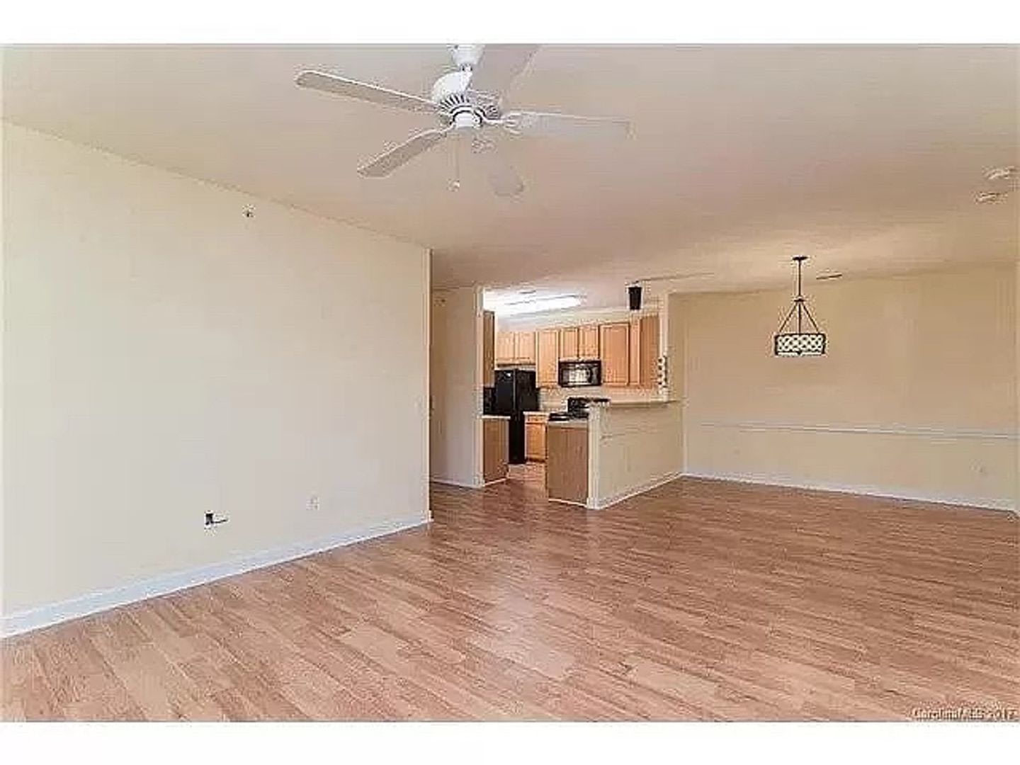 Room in 2 Bedroom Apartment at Hyde Point Ct – photo 2