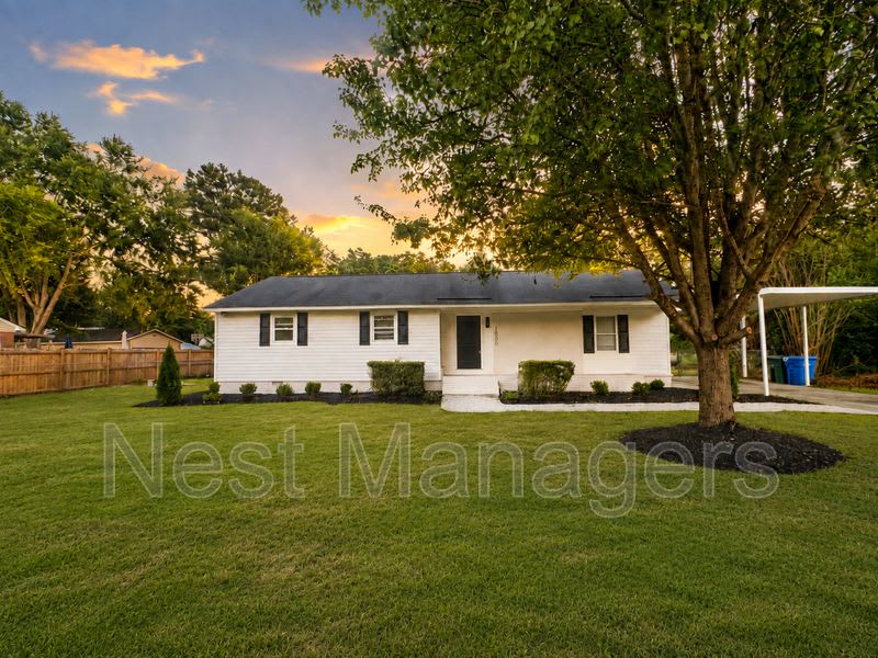 1506 Swainey Avenue – photo 2