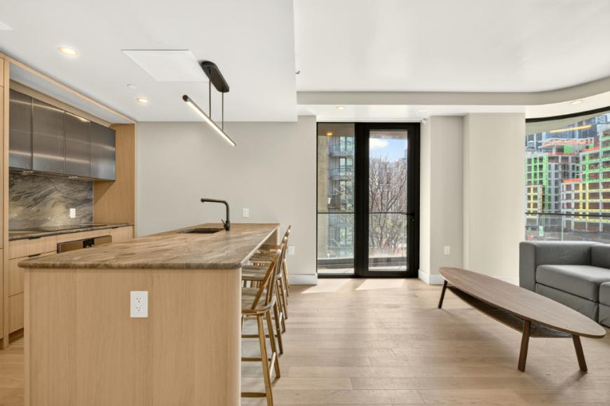 400 West 38th Street – photo 5