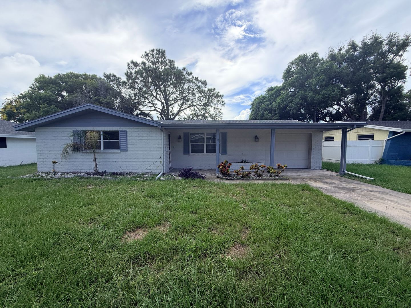2 Bed,1.5 Bath with Bonus Room and 1 car garage in Magnolia Valley – photo 1