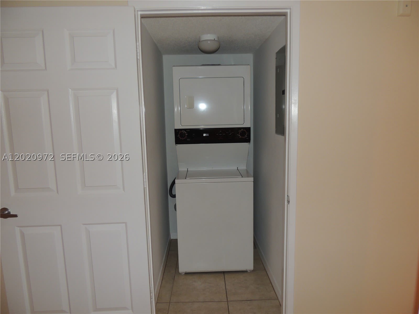 2600 S University Dr – photo 3