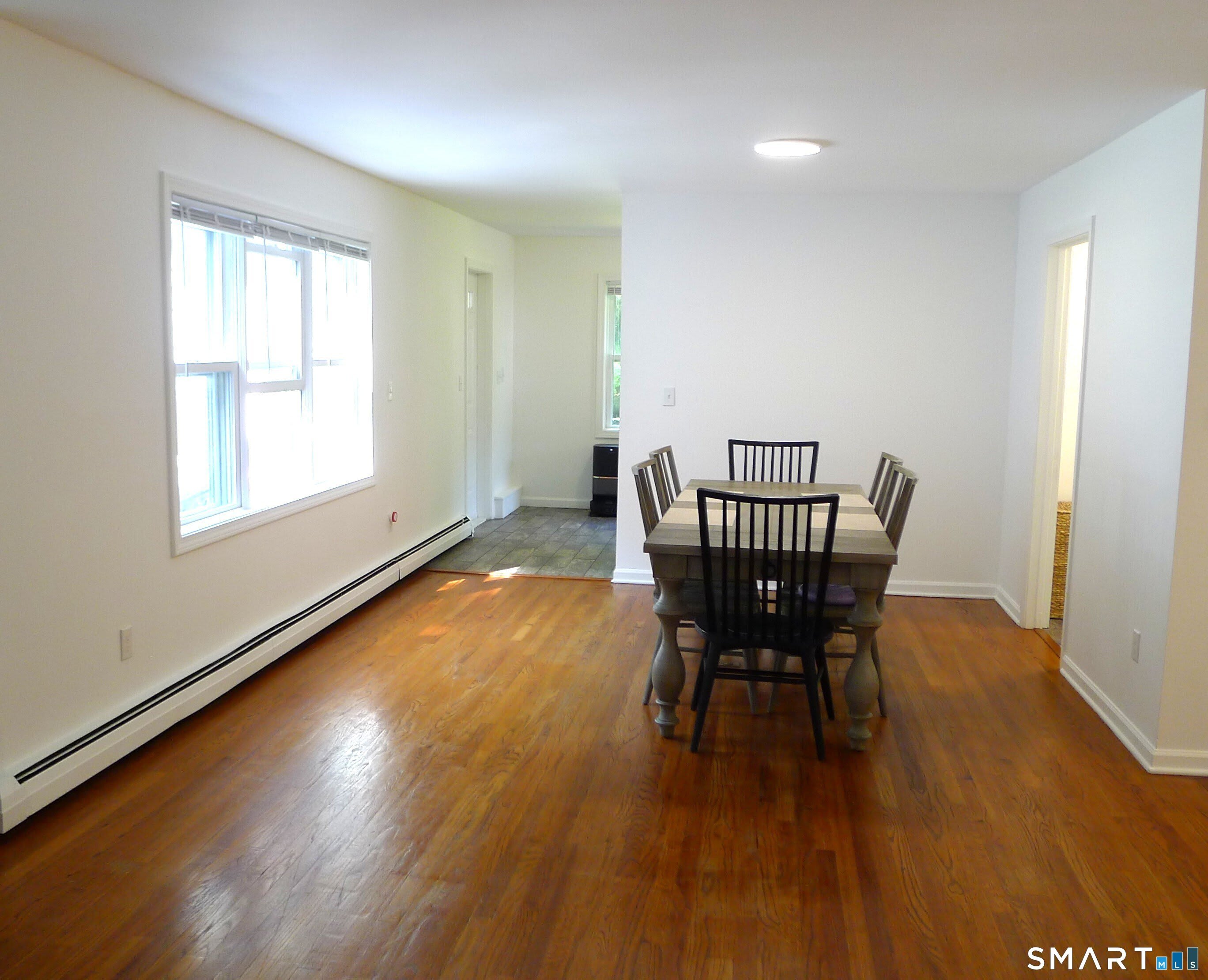 195 Silver Spring Road – photo 5