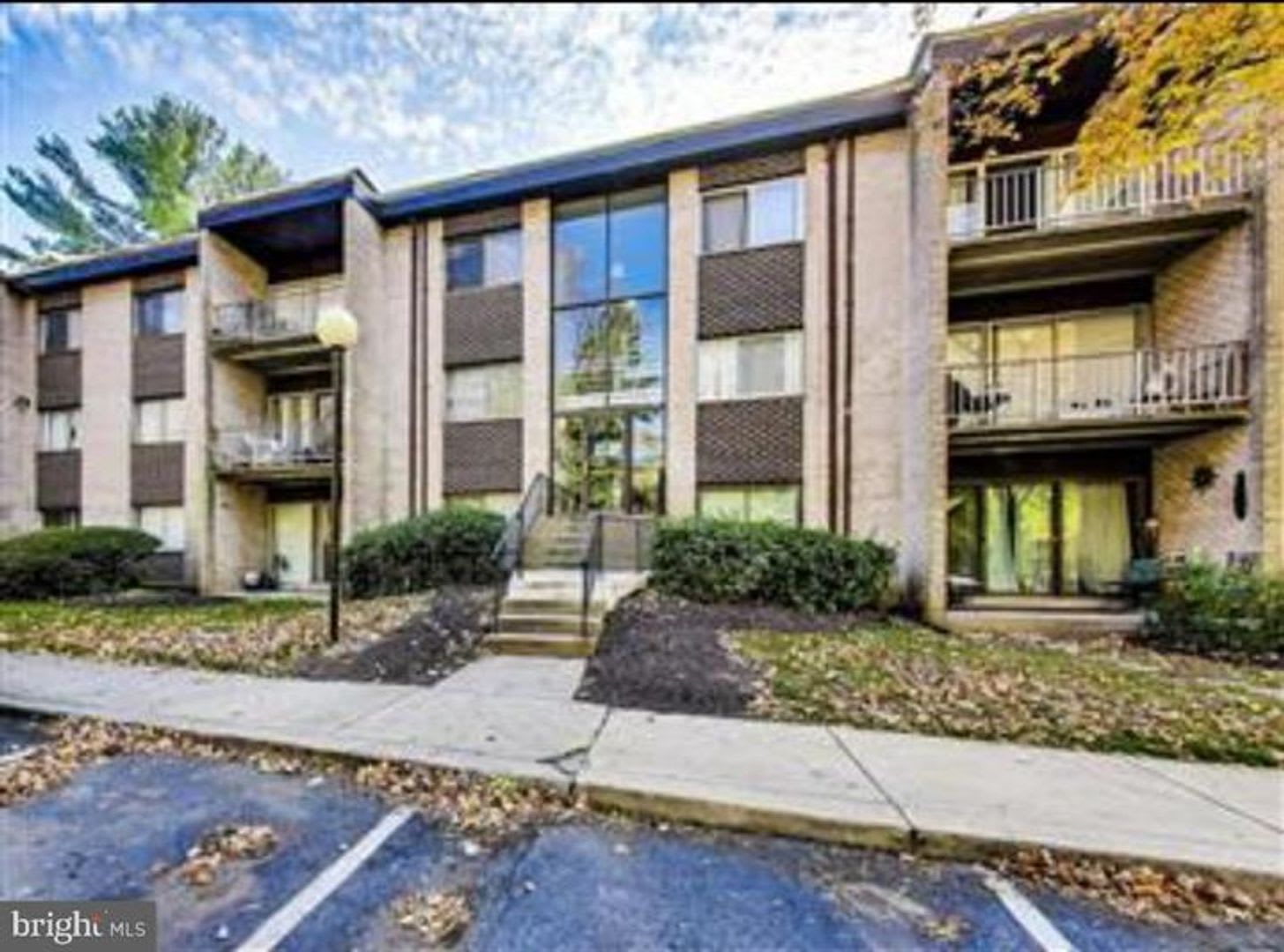 Amazing 2 Bedroom 1 Bathroom All Utilities Included – photo 1