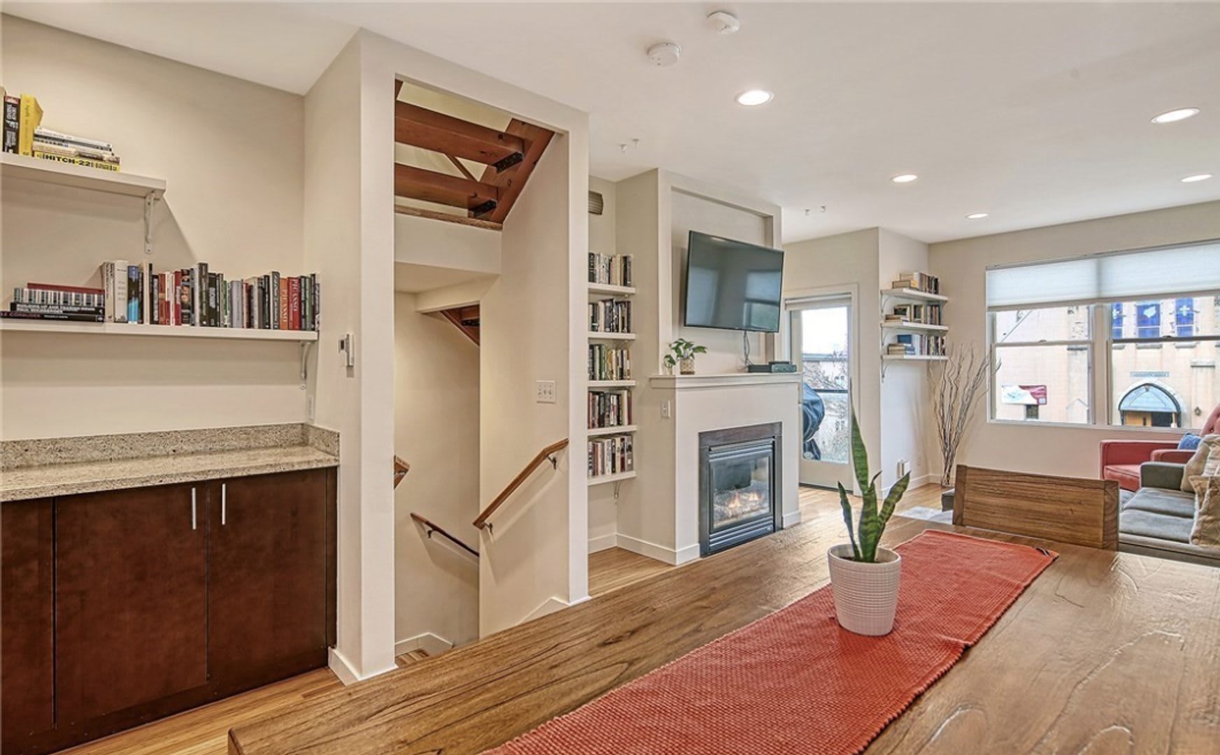 Beautiful 3 Bedroom Townhouse in South Seattle – photo 5