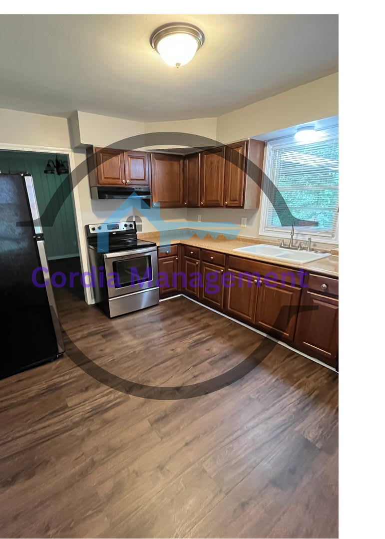 3 Bedroom For Rent in Decatur With Gorgeous Back Patio + Pet Friendly near I285 – photo 3