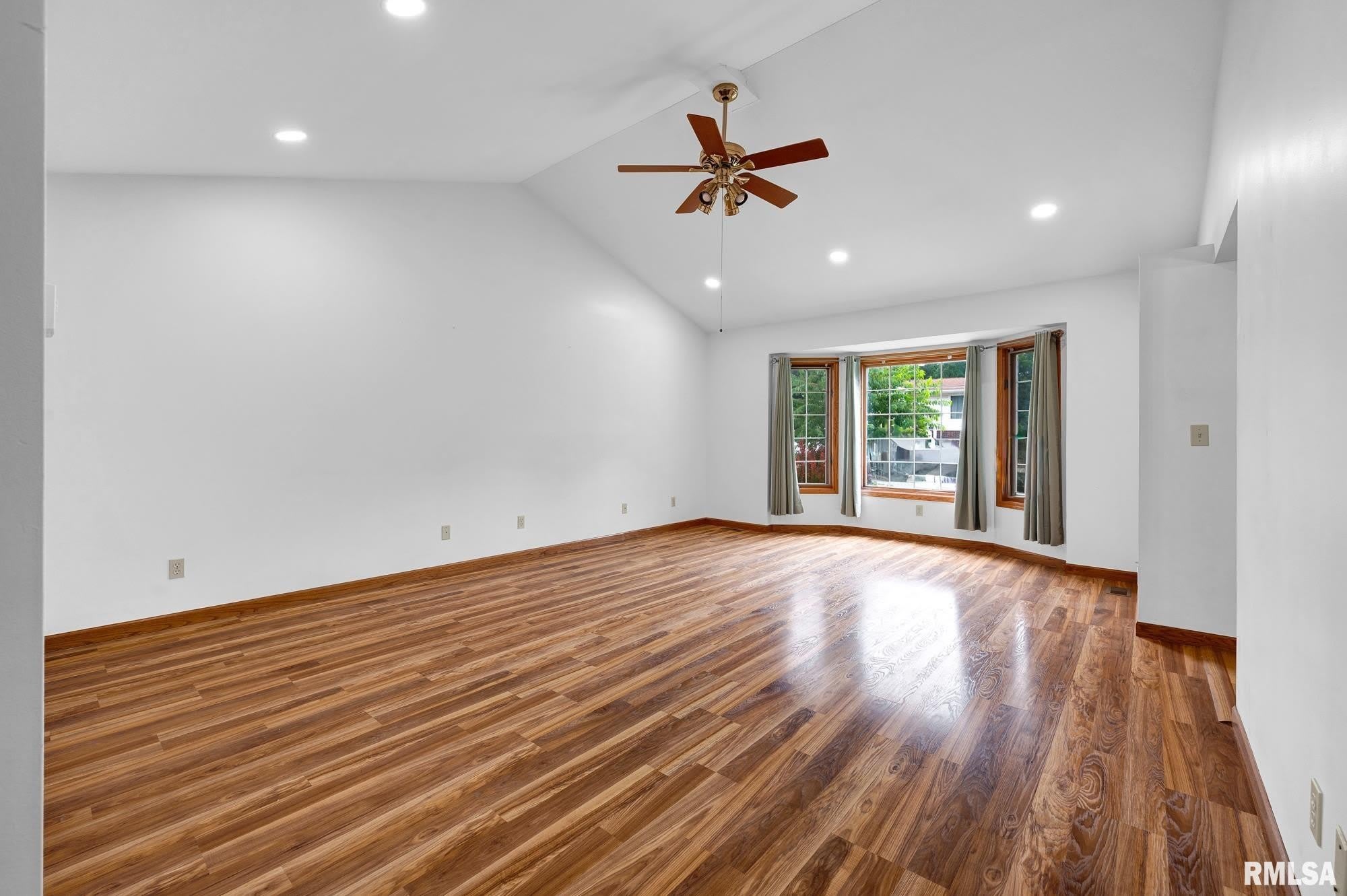 2321 W PINTURA Court – photo 5