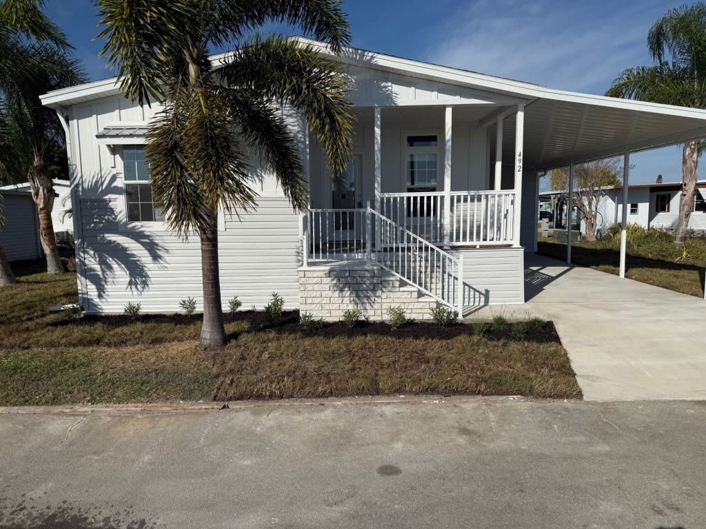 492 Driftwood Drive – photo 1