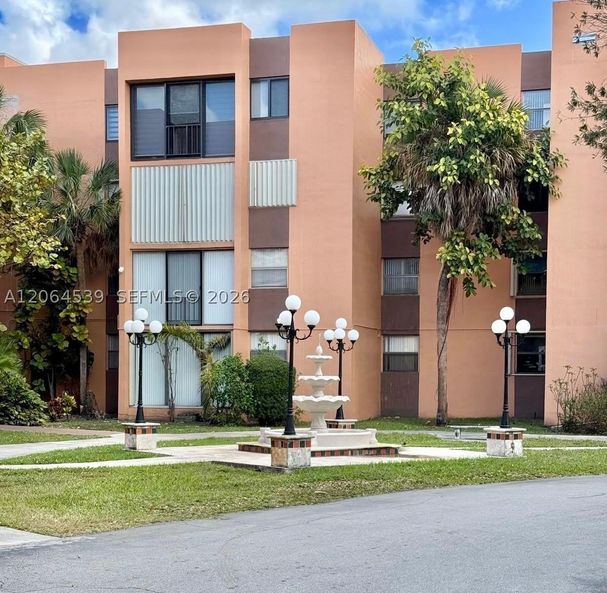 9400 W Flagler St – photo 2