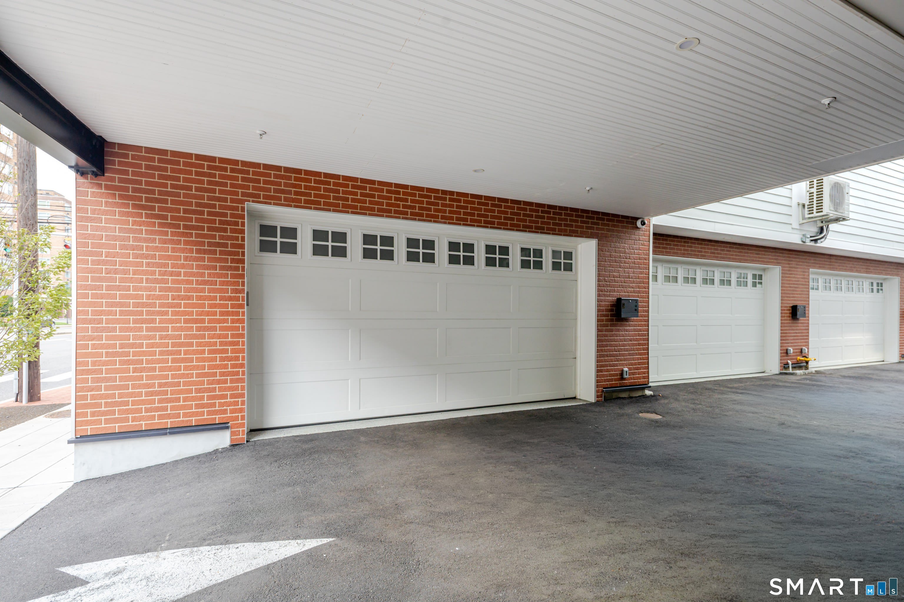 1385 Washington Boulevard – photo 3