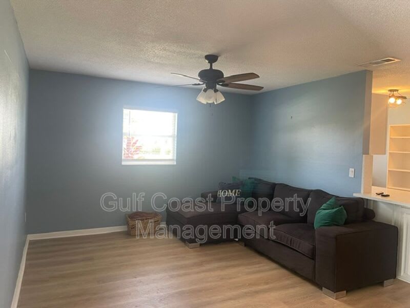 2227 Montclair Dr – photo 5