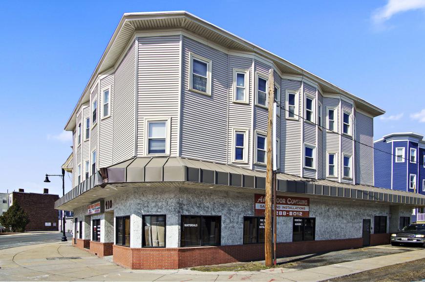 2 Walnut St. – photo 2