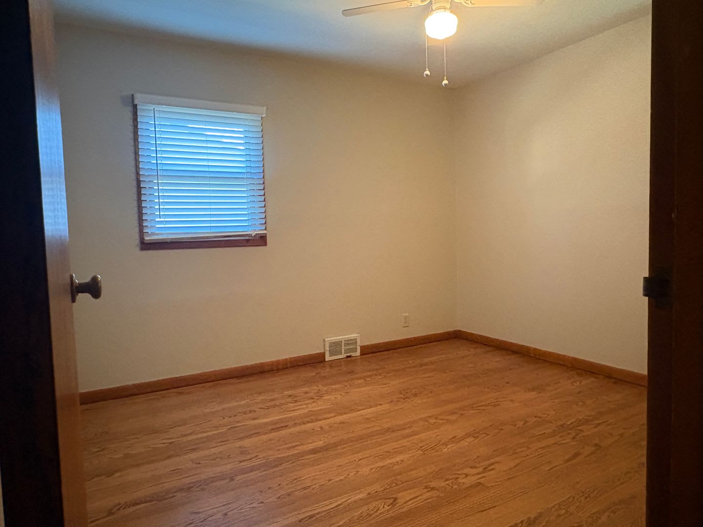 4 Bedroom Single Family – photo 5