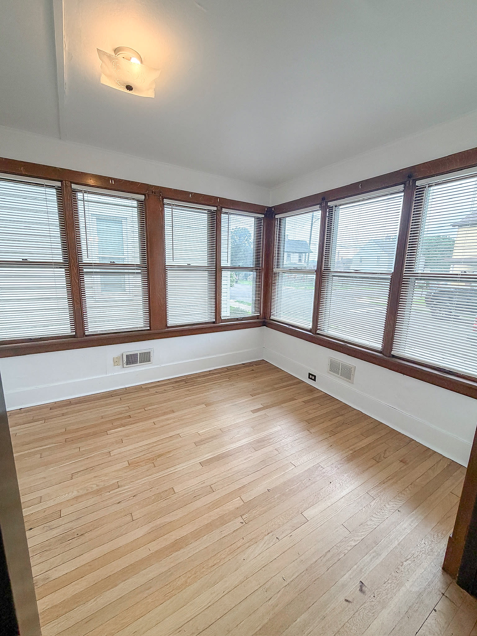 506 Locust Street – photo 2