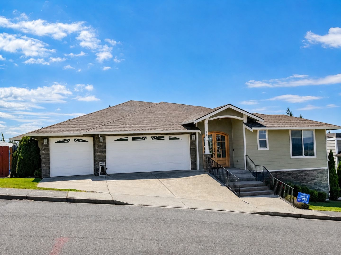 5 Discount For Active Duty Military Whiskey Ridge View Home 5 Bed Bonus Living Space With Olympic Mountain Views – photo 1